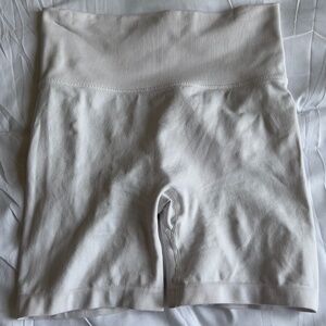 dfyne cycling shorts